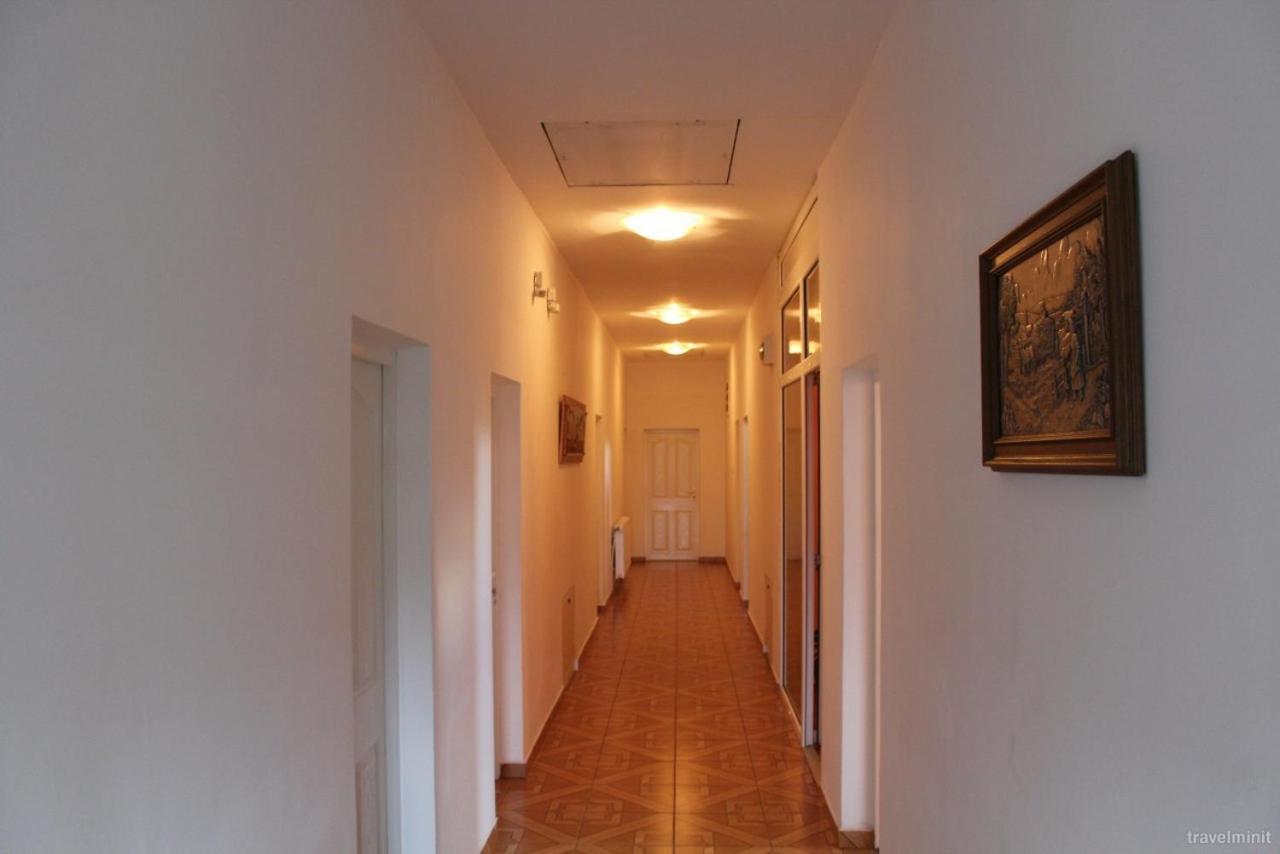 Szász&Szász Panzió Gheorgheni (Harghita) Exterior foto